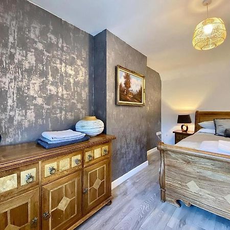 House 1905 - Self Catering Serviced Apartment Tidworth Eksteriør billede