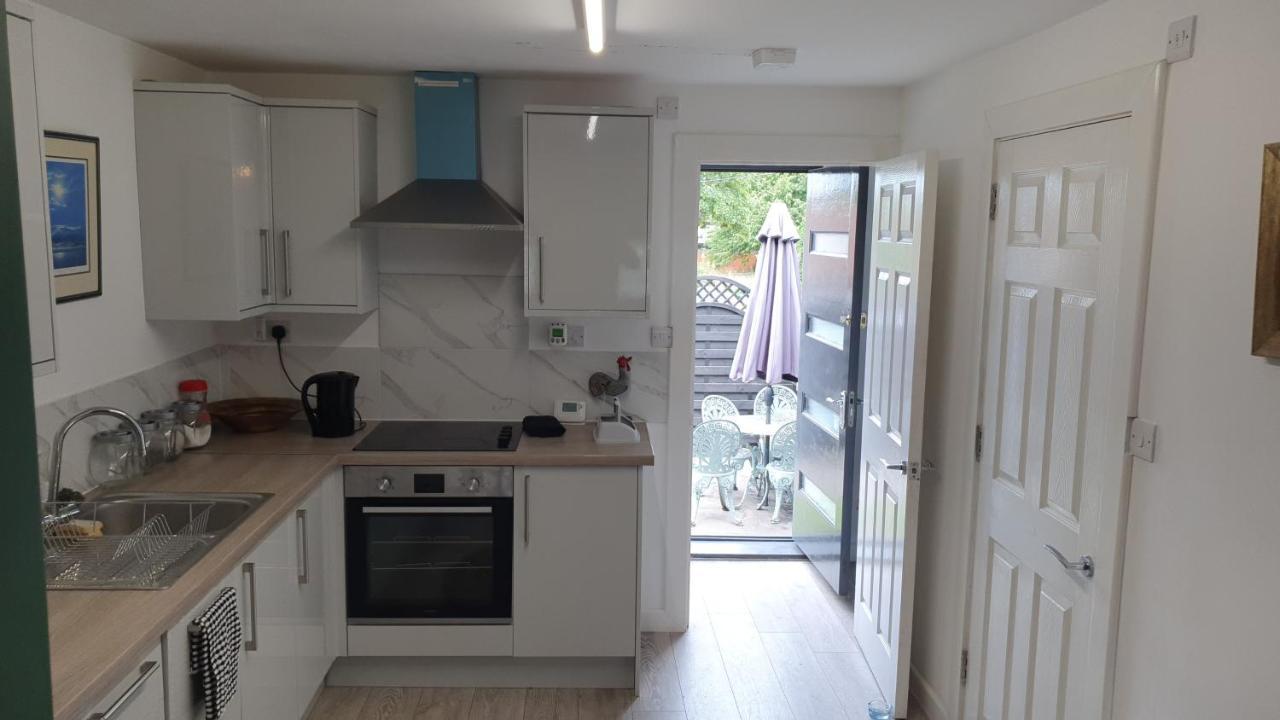 House 1905 - Self Catering Serviced Apartment Tidworth Eksteriør billede