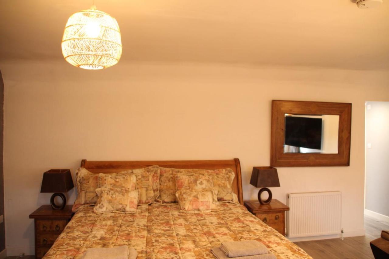 House 1905 - Self Catering Serviced Apartment Tidworth Eksteriør billede