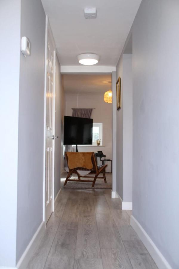 House 1905 - Self Catering Serviced Apartment Tidworth Eksteriør billede